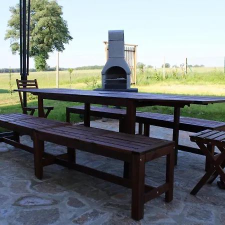 Pleuville, 5 Pieces, 9 Personnes - Fr-1-653-137
